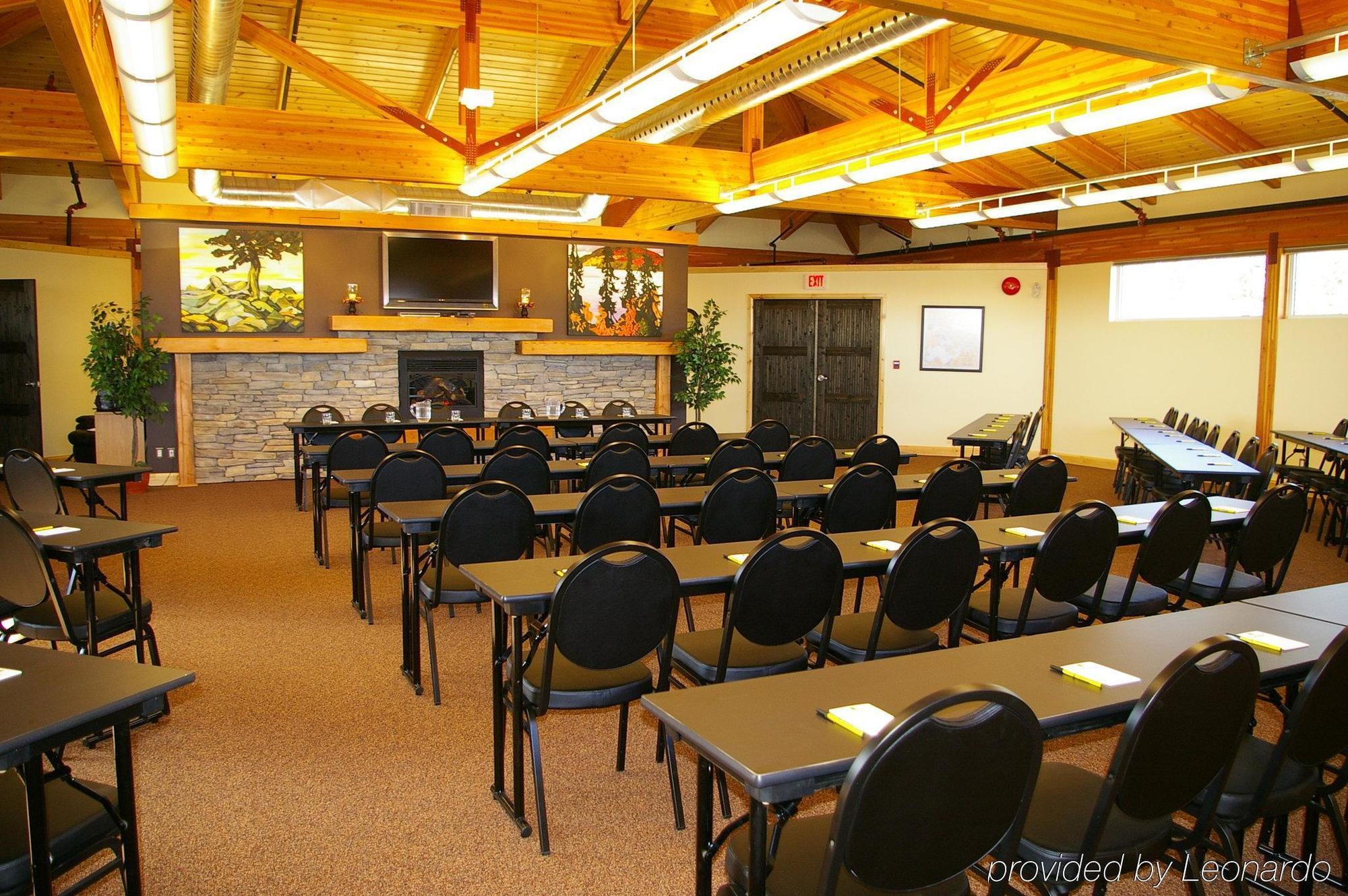 מלון Super 8 By Wyndham קנורה עסק תמונה
